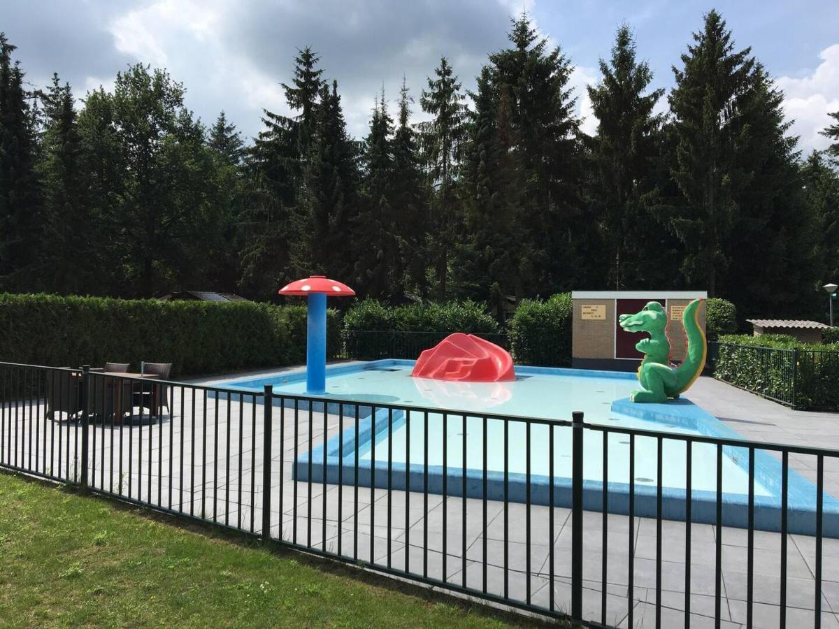 Sfeervol Vakantiehuisje In Bosrijke Omgeving Vorden Exterior photo